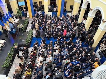 Impulsar alianzas con el sector