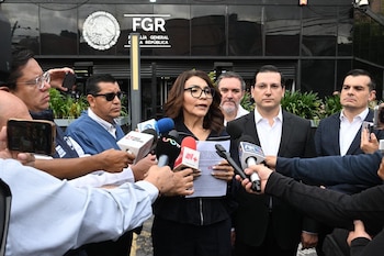 La presentación formal de cargos por presuntos delitos de lavado de dinero y enriquecimiento ilícito se suma a las investigaciones que rodean al exesposo de Marina del Pilar Ávila, designado operador político del Cártel de Sinaloa