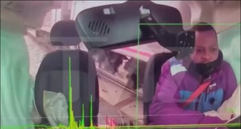 El chofer, quien padece de