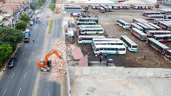Callao recupera más de 600 metros de la avenida Venezuela tras 30 años: empresas habían convertido el espacio público en cochera