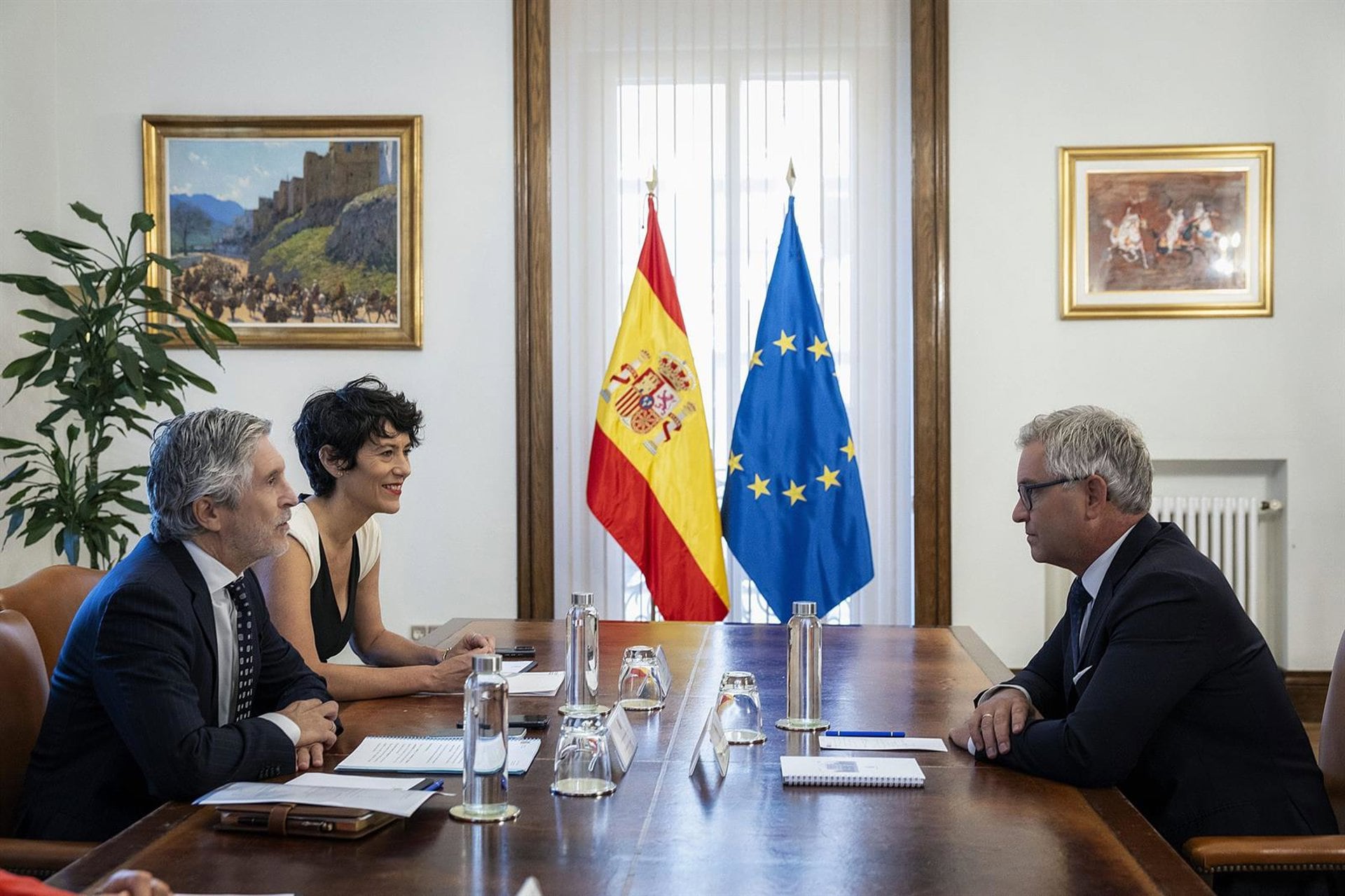 17/09/2026 Los ministros del Interior, Fernando Grande-Marlaska, y de Migraciones, Elma Saiz, abordan la crisis de Ceuta con el comisario europeo de Asuntos de Interior y Migración, Magnus BrunnerESPAÑA EUROPA MADRID POLÍTICAMINISTERIO DEL INTERIOR