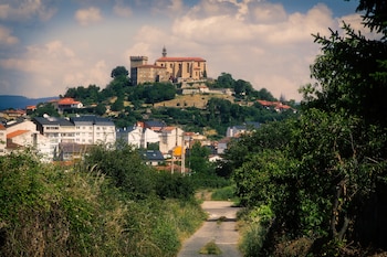 Iglesia de Monforte de Lemos, Lugo, España. (Adobe Stock)