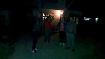 La puerta de la vivienda, minutos posteriores al hecho (La Capital de Mar del Plata)