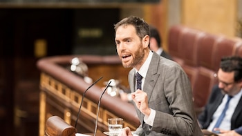 El PP abre el Pleno del Congreso pidiendo elecciones tras la imputación de Zapatero: "Es una exigencia ética"
