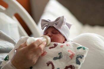 La tasa de natalidad en Estados Unidos está en su punto más bajo en décadas, lo que preocupa a Musk (REUTERS)