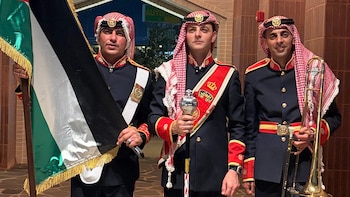 La banda militar de Jordania habló de Messi y Maradona
