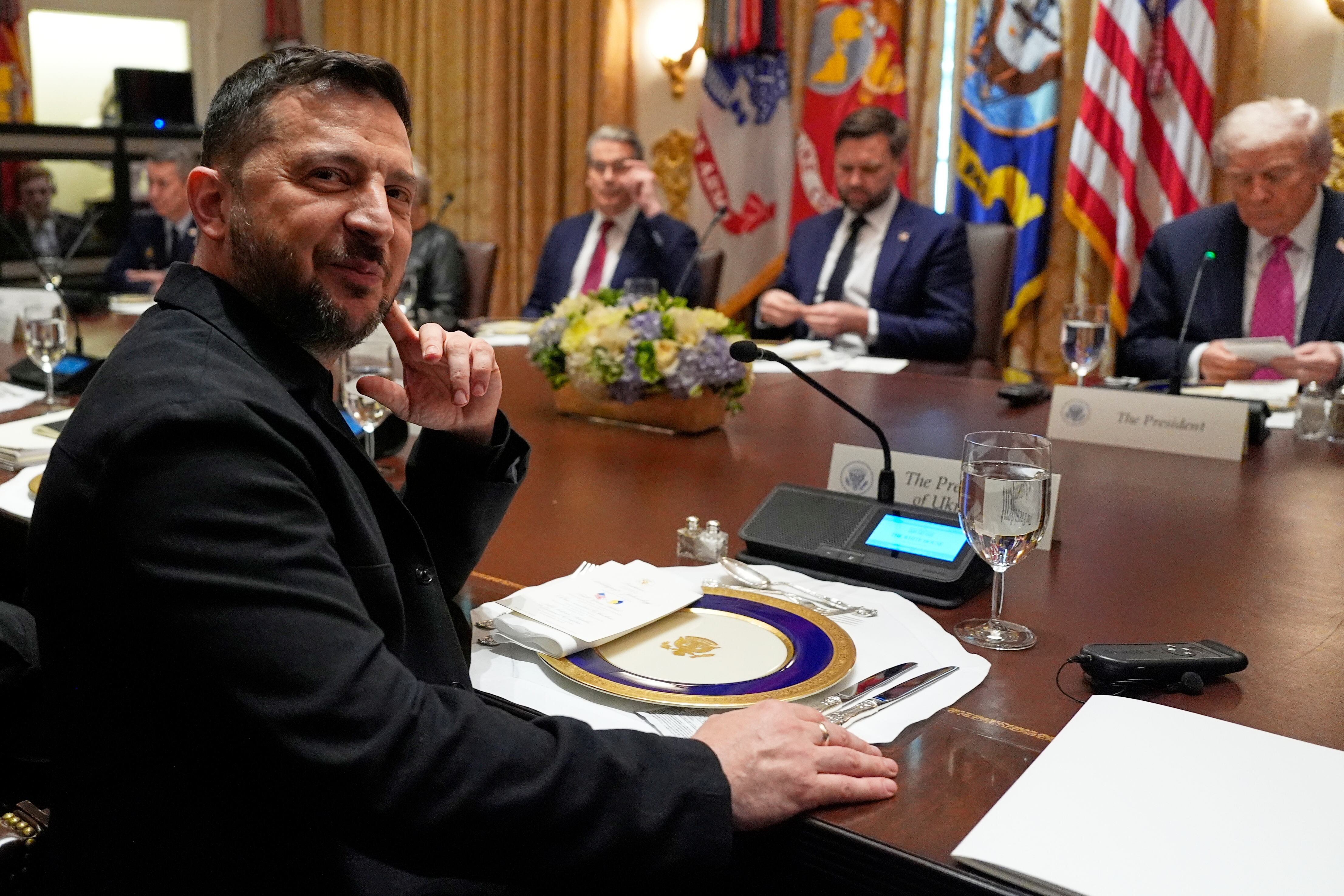 La última reunión entre Zelensky y Trump en la Casa Blanca (Associated Press/Alex Brandon)