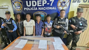 Capturan a cuatro nicaragüenses por presunto tráfico de drogas y portación ilegal de armas en Trojes