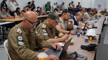 La delegación humanitaria Israelí a Colombia continúa asistiendo