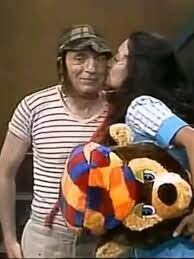 Rosita Bouchot con Chespirito. (Televisa)