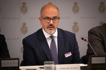 El consejero delegado de Iryo, Fabrizio Favara, comparece ante la comisión de investigación sobre los accidentes ferroviarios, en el Senado, a 5 de octubre de 2026, en Madrid (España). Favara comparece para informar sobre los accidentes ferroviarios ocurridos en Adamuz (Córdoba) y Gelida (Barcelona), así como, en general, sobre la situación de la red ferroviaria en España.