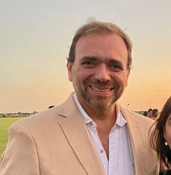 Dante Romano, director del Centro