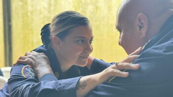 Murió joven bombera que colapsó