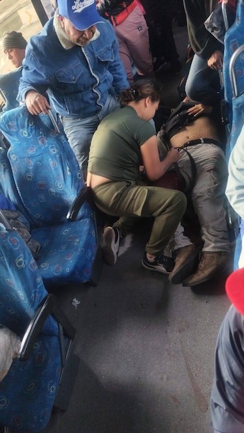 Pasajero herido de bala durante