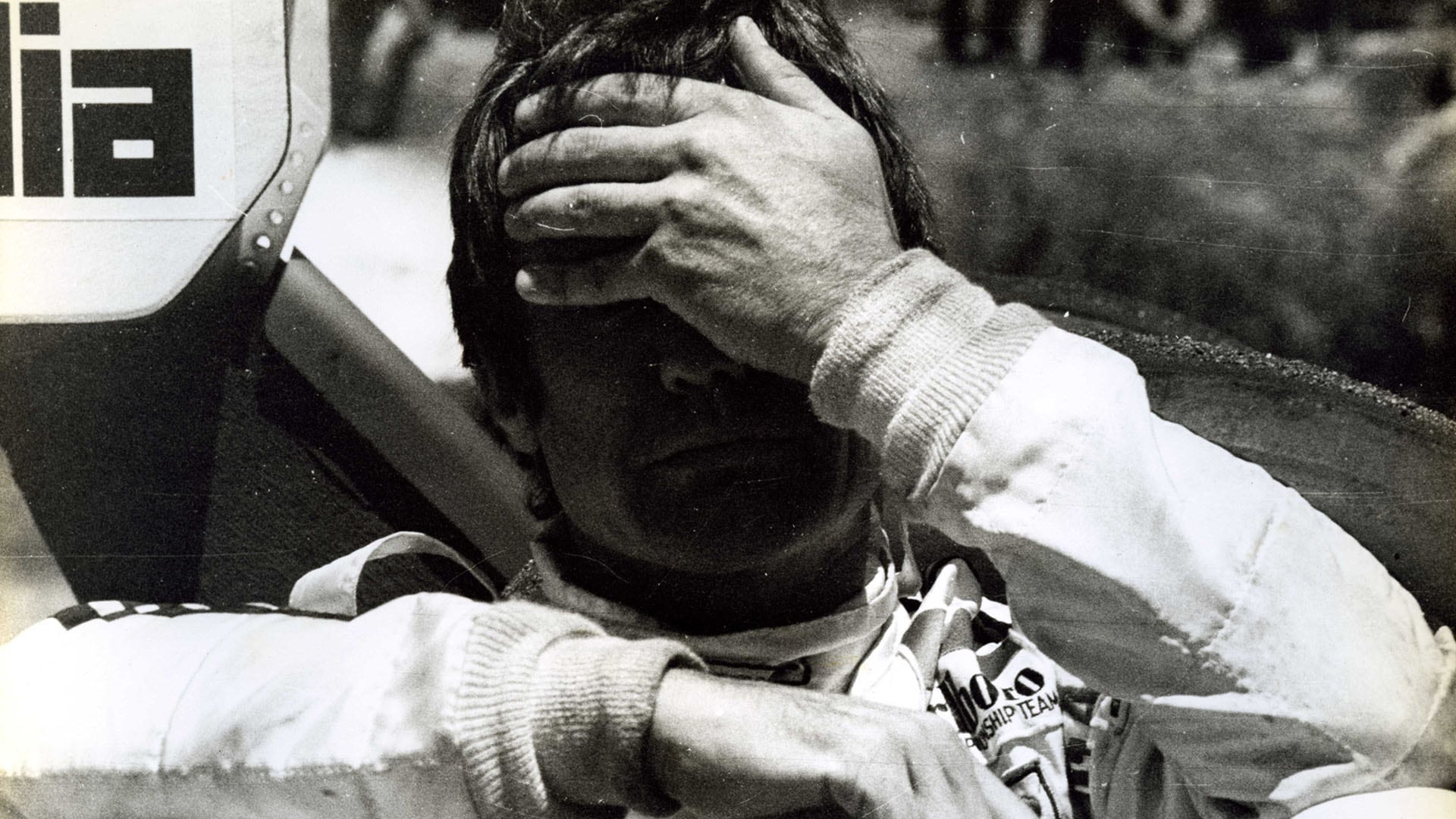 Los grandes expresan sus sentimientos, no importa que haya cámaras. Lo hizo Colapinto este domingo. Como Reutemann en 1980 cuando abandonó en Buenos Aires (Crédito: archivo Revista CORSA)