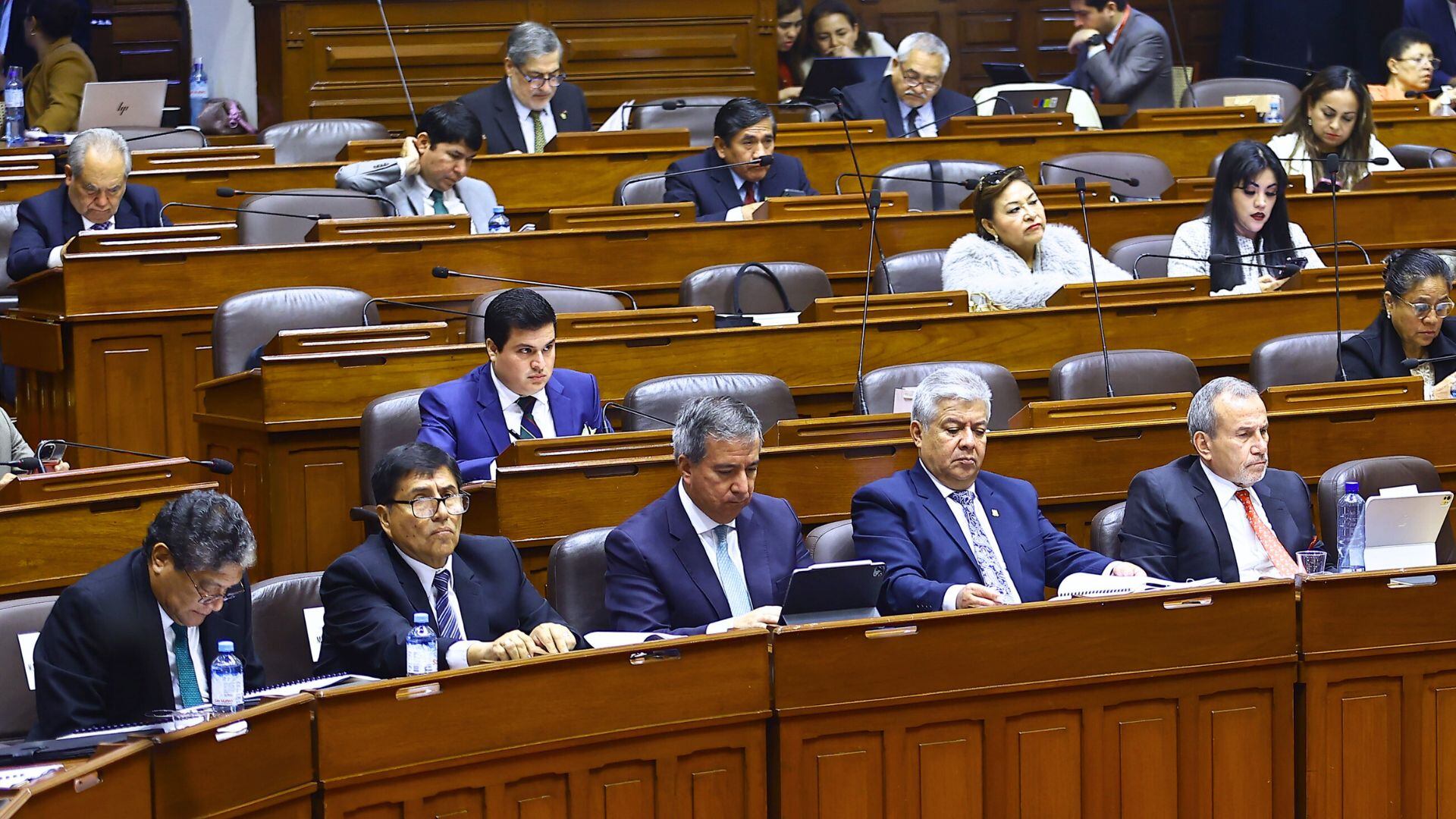 MEF pedirá aprobar crédito suplementario al Congreso. - Crédito Congreso