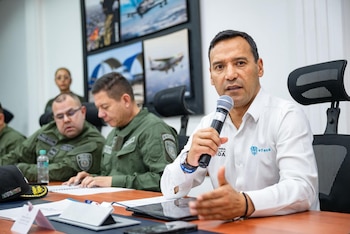 El ministro de Defensa anunció