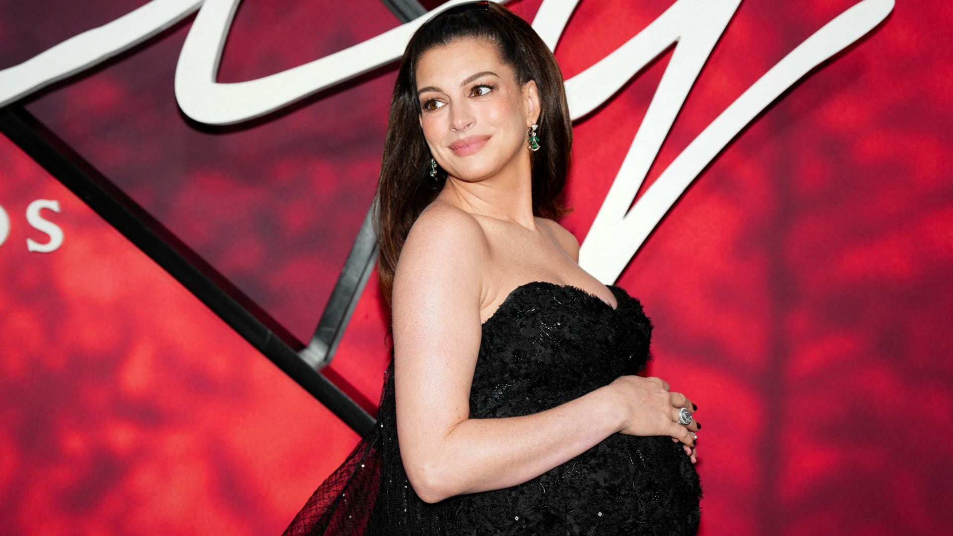 Anne Hathaway reveló que el síntoma principal de su tercer embarazo fue la agudización del sentido del olfato (REUTERS/Angelina Katsanis)