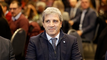 El Gobierno consiguió otros USD 50 millones para pagar la deuda y renovó el 100% de los vencimientos en pesos