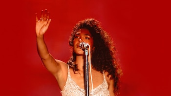 Lollapalooza Chicago 2026: Olivia Dean deslumbró con su talento en una ciudad hecha para sus canciones