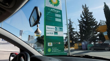 Echarse gasolina a uno mismo