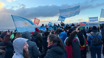 Los organizadores de la protesta en Bariloche previeron un acto de cierre y la lectura de un documento de rechazo a la reforma oficialista