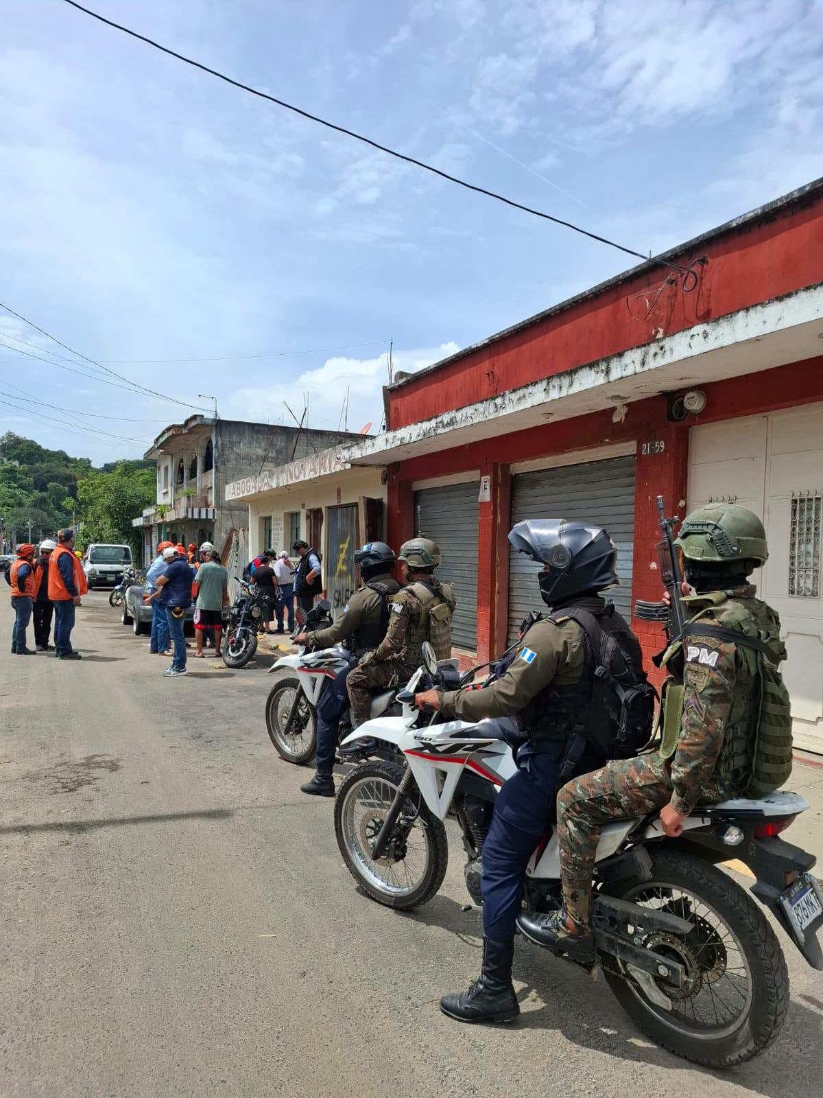 El desbordamiento del río Pinula en Villa Hermosa dejó 116 viviendas con daño severo y afectó a más de 2.700 personas. (Conred Guatemala)