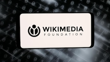 Wikimedia denuncia actividad no autorizada de agentes de OpenAI, incluyendo una interrupción de sus servicios