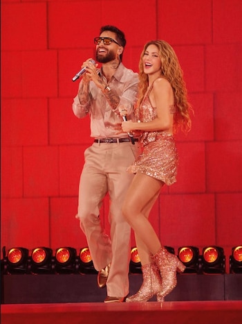 Los artistas emocionaron al público con su presentación - crédito Maluma / Instagram