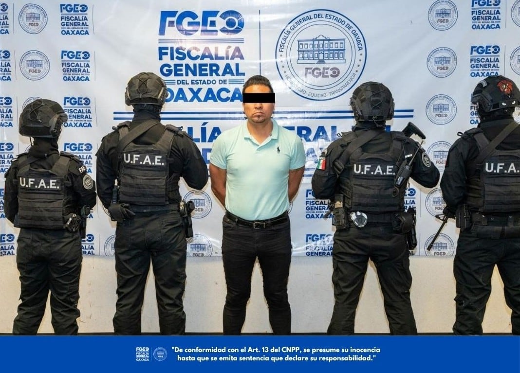 La Fiscalía General del Estado de Oaxaca detuvo a R. G. C. C., señalado líder de una célula extorsiva que operaba en la Central de Abasto. Crédito: Especial