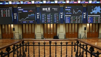 El Ibex 35 pierde un 1,64% en la semana y se queda al borde de los 19.500 puntos