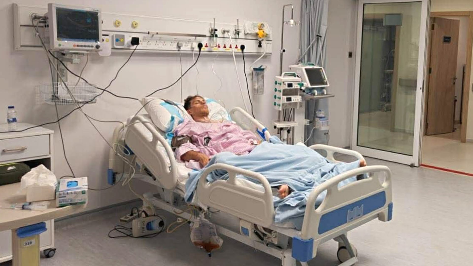 El ciclista sufrió un accidente en el Tour de Omán