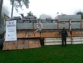 El camión con las tres