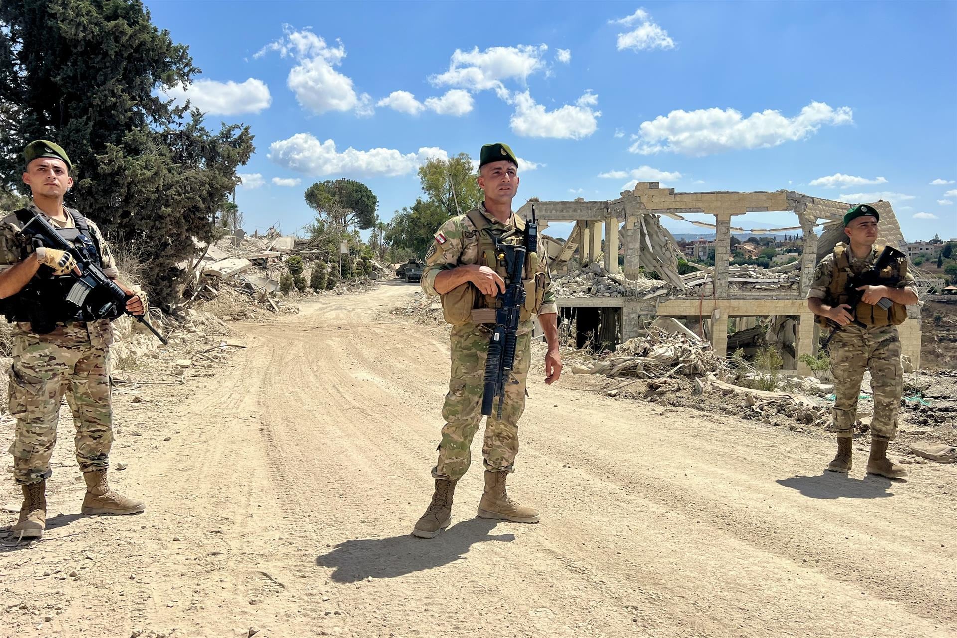 Líbano y Reino Unido realizarán ejercicios militares conjuntos con participación de tropas de Estados Unidos, Francia e Italia (EP)