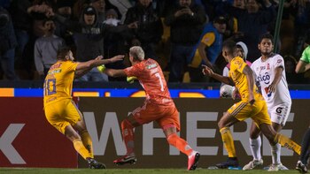 El heroico gol de cabeza