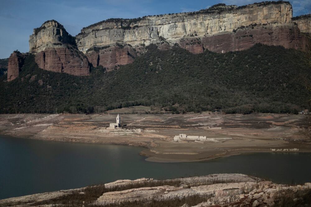 Los embalses de agua están a su 64,01 % de capacidad (Europa Press)