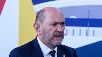 Louzán, sobre los cánticos xenófobos: "Condenamos este tipo de actitudes, pero son un caso aislado"