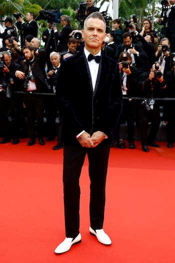 Robbie Williams posa en la