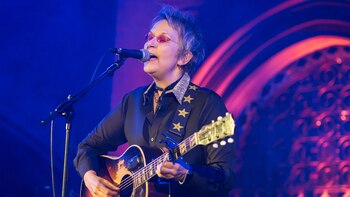 Mary Gauthier toca en Londres,