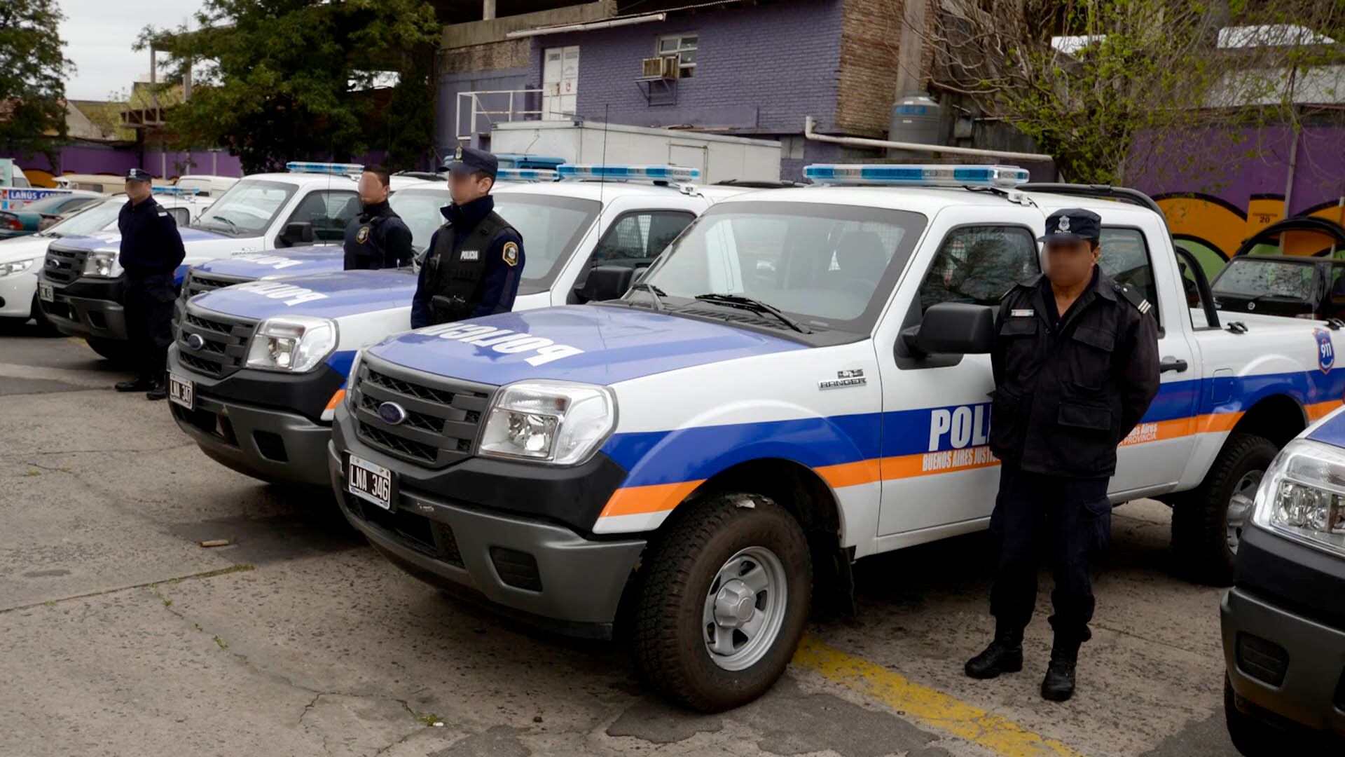 La jueza explicó que la excepción de prioridad para vehículos de emergencia sólo aplica si circulan con balizas y sirena. (Foto de archivo)