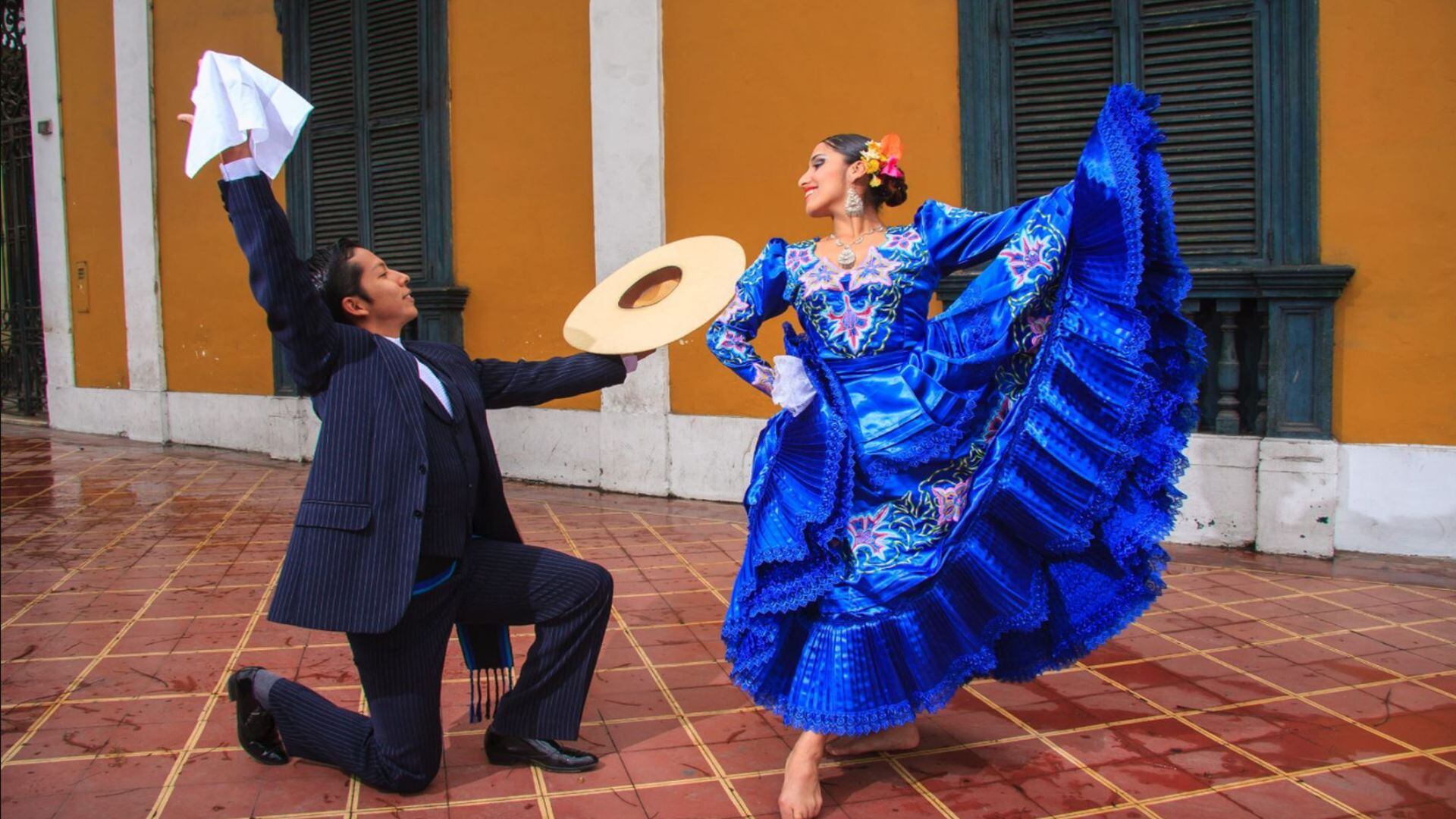 Un acto de afirmación nacional transformó el significado de esta danza, cimentando su lugar en la memoria cultural después de un conflicto bélico. (Andina)