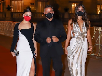 20/09/2020 Alejandro Sanz, muy bien escoltado por su hija Manuela y su novia, Rachel Valdés, en la première de "El verano que vivimos" en el Festival de Cine de San Sebastián
EUROPA ESPAÑA SOCIEDAD