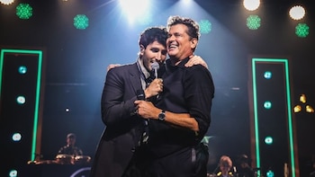 Sebastián Yatra y Carlos Vives