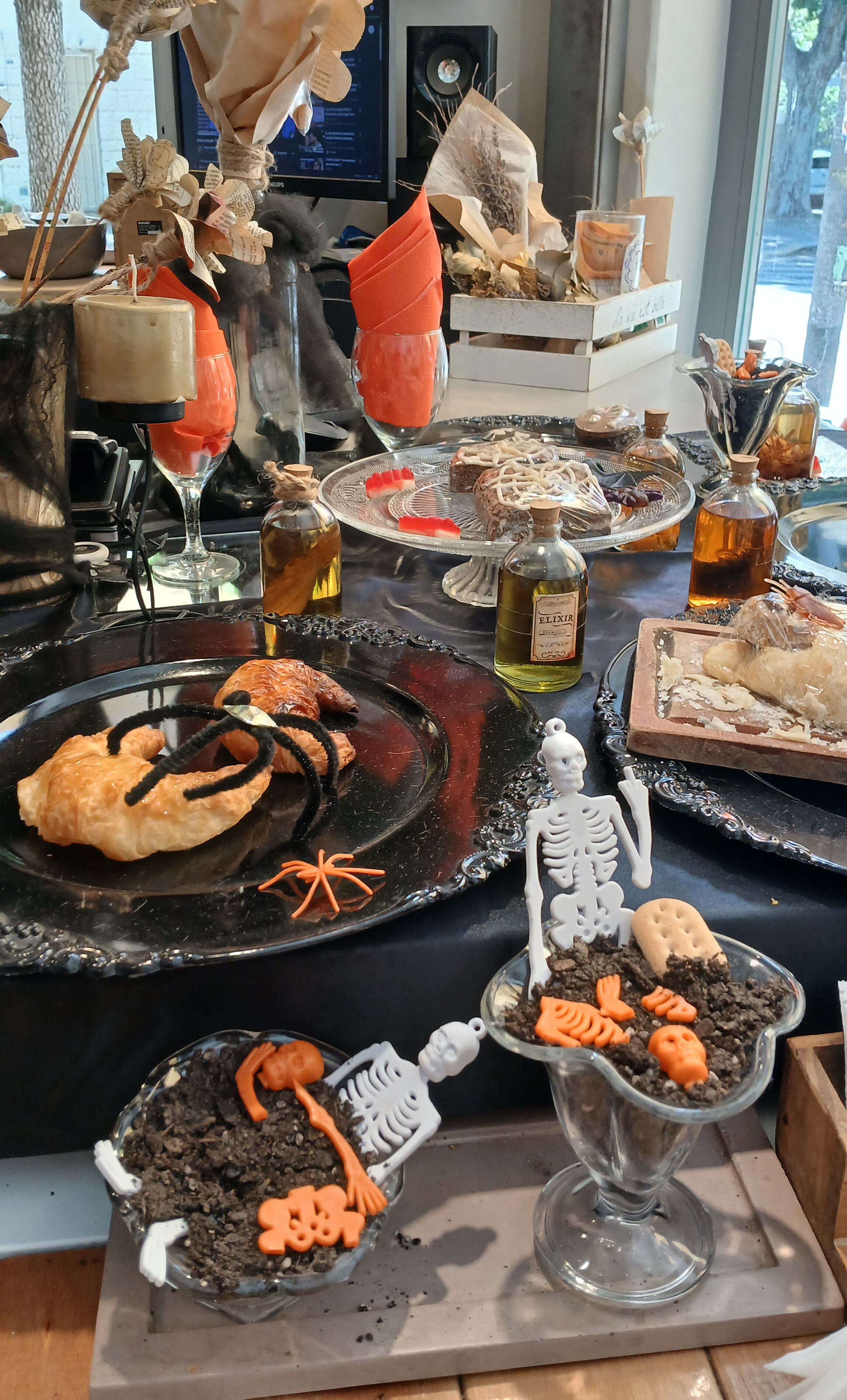 Las confiterías ofrecen menúes alegóricos (Foto: Maximiliano Luna)