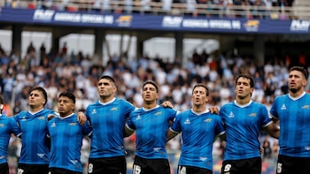 El simbólico homenaje de Los Pumas a los campeones del Mundial 86 durante el partido contra Inglaterra por el Nations Championship