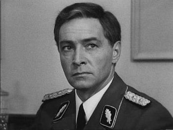 Max Otto von Stierlitz, personaje