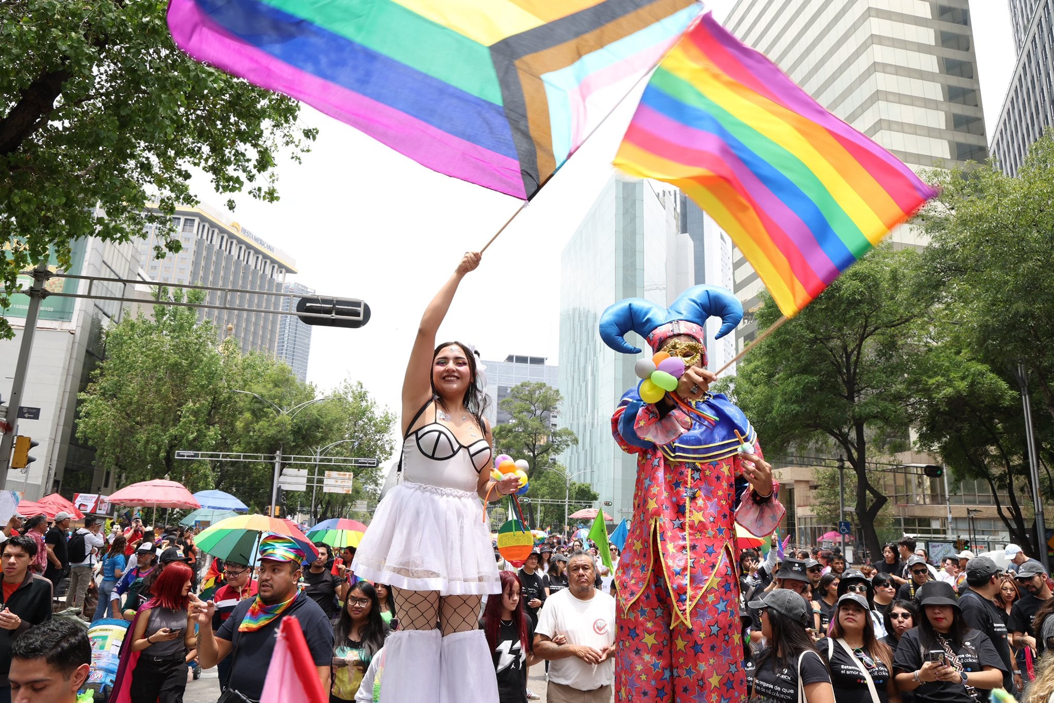 El Gobierno de la Ciudad de México y los organizadores de la marcha compartieron las cifras a través de sus redes sociales oficiales. Foto: X/@GobCDMX.