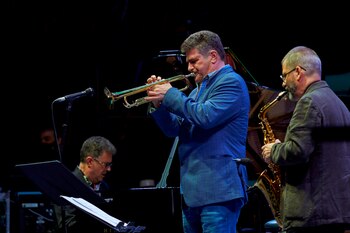 La formación Atlantic Bridge ha