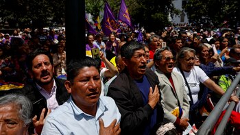 De canciones dispersas a símbolo