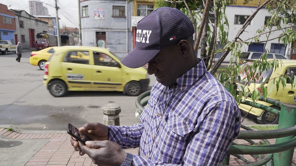 Las personas con discapacidad reciben $190.000 y las personas mayores incluidas en Apoyos Económicos o IMG del grupo B reciben $150.000 - crédito Secretaría de Integración Social